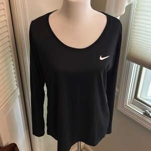 Nike Dri-fit top size large